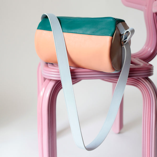 alexbender- Mini Duffel Bag echt Leder Bunt in Berlin kaufen
