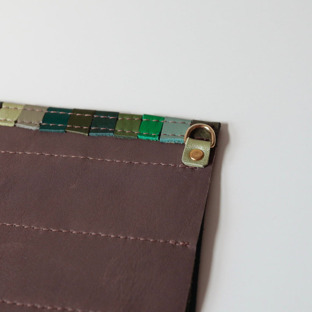 alexbender- Hanggemachter Wandteppich Upcycling Einzelstück aus Lederresten Bunt - in Berlin kaufen